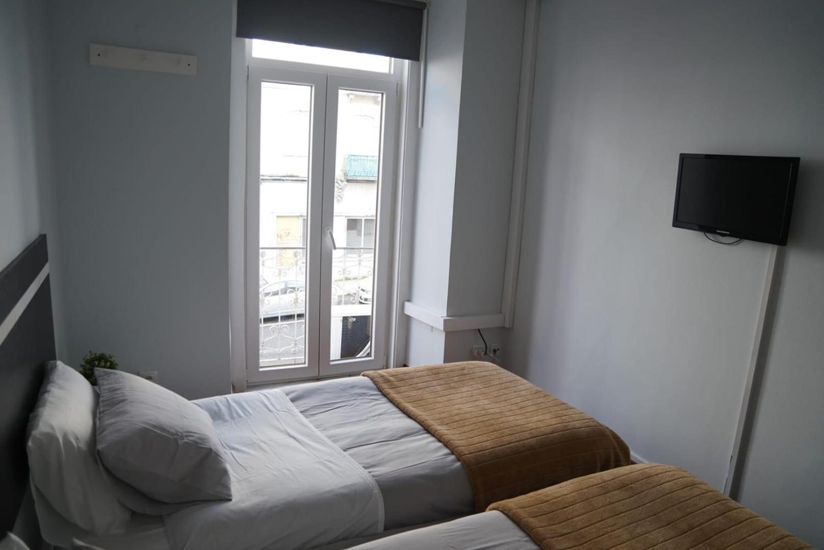 Bisengototo Homestay Lisbon Exterior photo