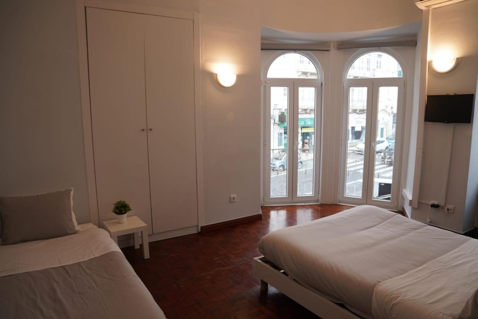 Bisengototo Homestay Lisbon Exterior photo