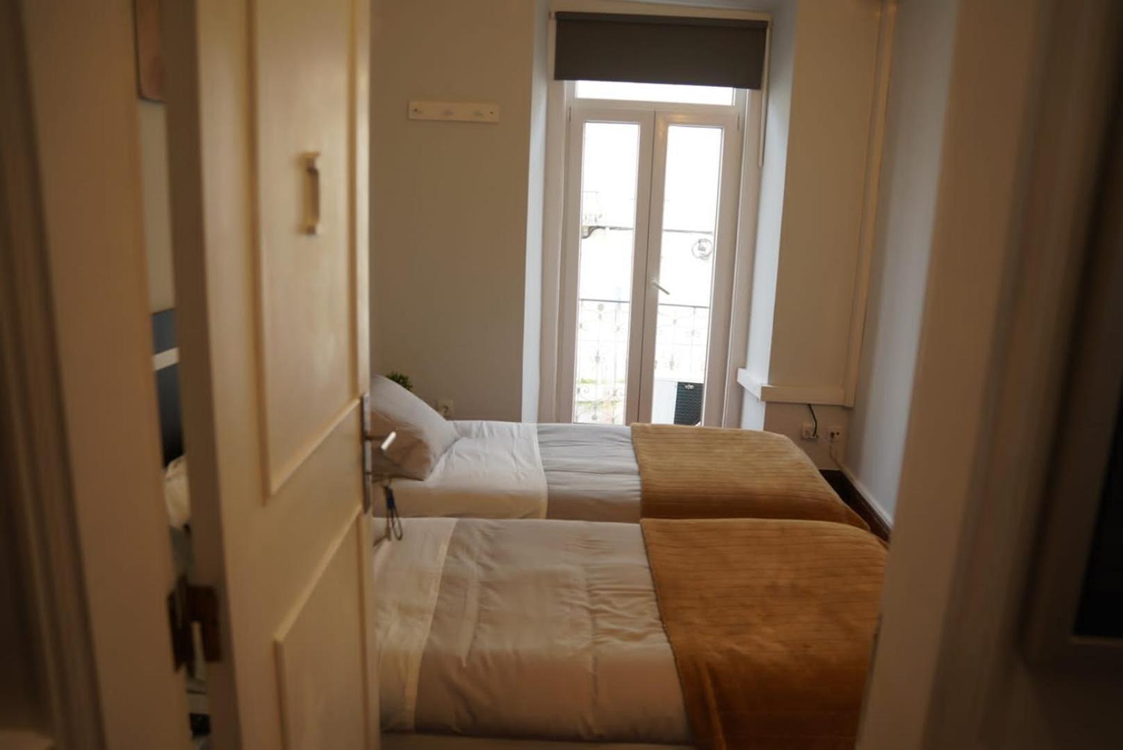 Bisengototo Homestay Lisbon Exterior photo