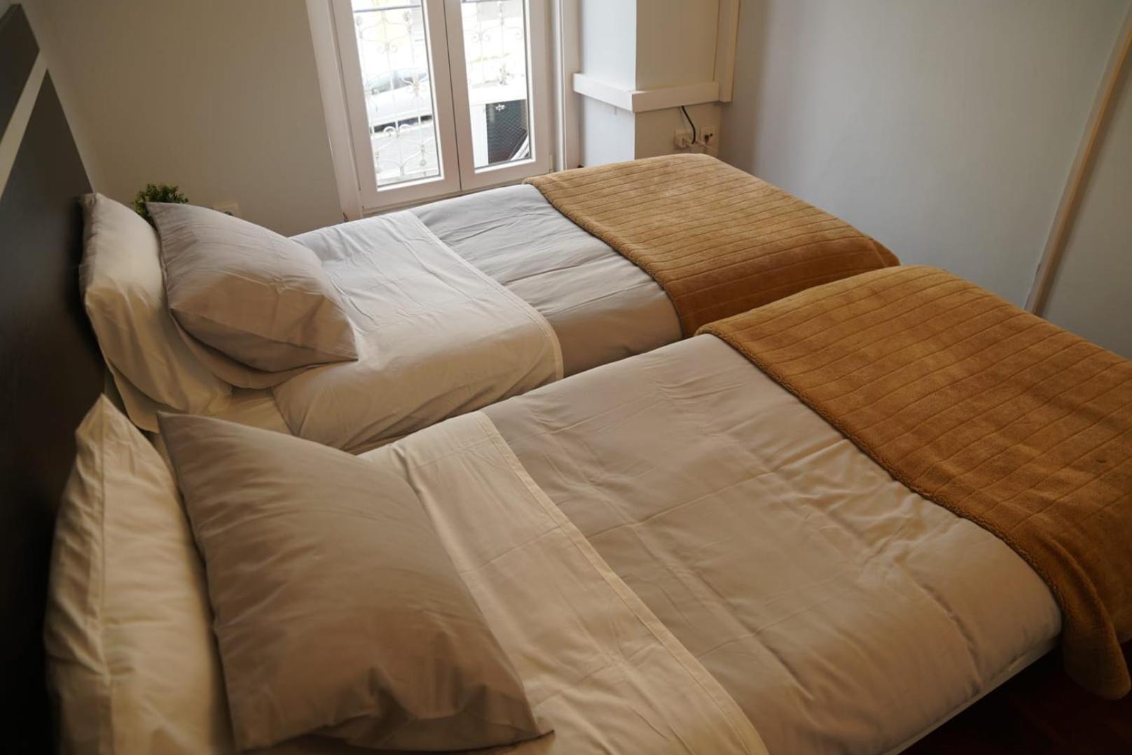 Bisengototo Homestay Lisbon Exterior photo